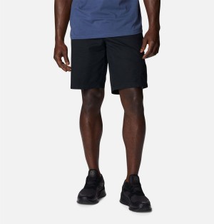 Black Columbia Pine Canyon Cargo Men's Shorts | 36250MRIC