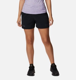 Black Columbia Titan Pass Lightweight Women's Shorts | 82694KLDW