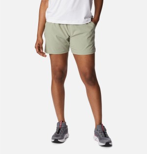 Green Columbia Alpine Chill Zero Women's Shorts | 89354OWLG