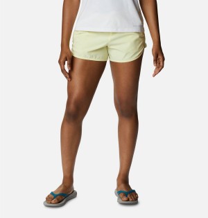 Green Columbia Bogata Bay Stretch Women's Shorts | 97512MIUW