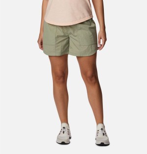 Green Columbia Boundless Trek Women's Shorts | 68129BMSI