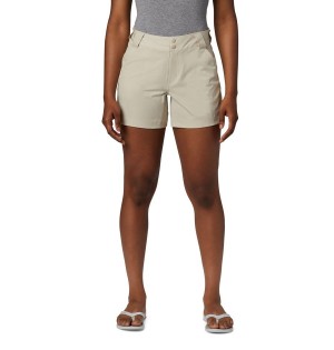 Khaki Columbia PFG Coral Point III Women's Shorts | 85731GYJO