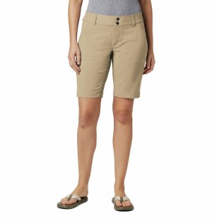 Khaki Columbia Saturday Trail Long Women's Shorts | 37256RMFI