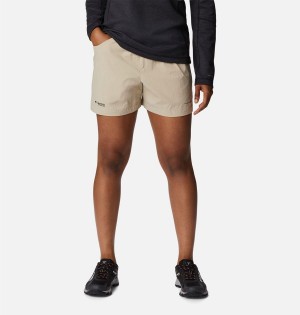 Khaki Columbia Titan Pass Lightweight Women's Shorts | 57180YJFG