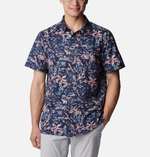 Multicolor Columbia PFG Super Slack Tide Camp Men's Shirt | 43825DQNX