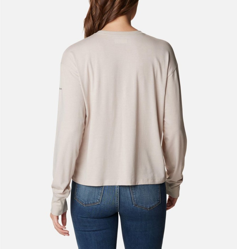 Beige Columbia Boundless Trek Long Sleeve Women's T-Shirt | 28690WXQA