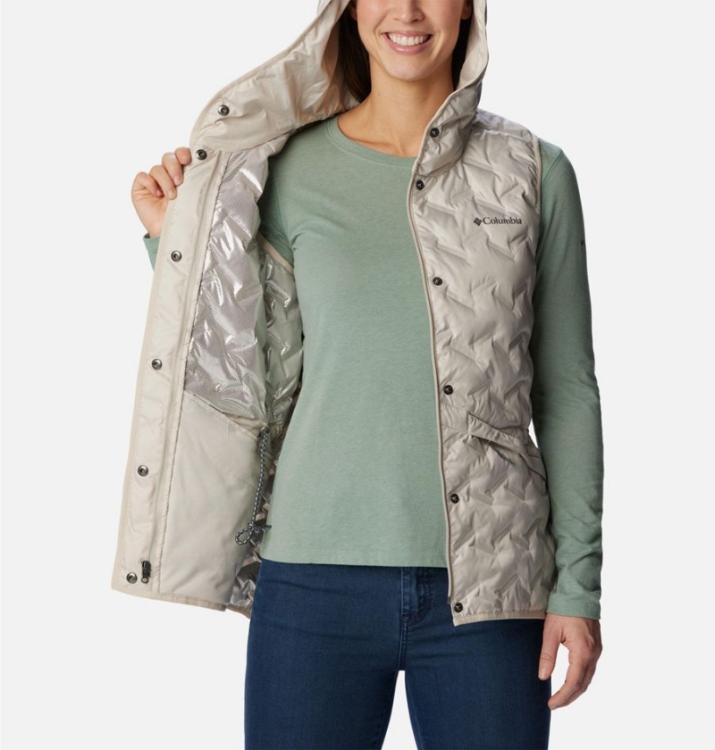 Beige Columbia Delta Ridge Hooded Women's Vest | 14253WJSL