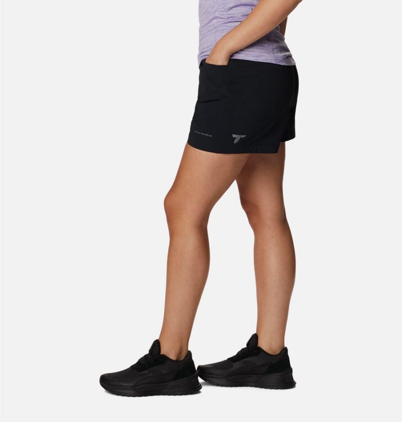 Black Columbia Titan Pass Lightweight Women's Shorts | 82694KLDW