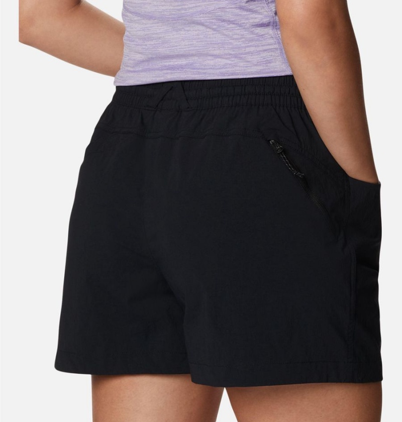 Black Columbia Titan Pass Lightweight Women's Shorts | 82694KLDW