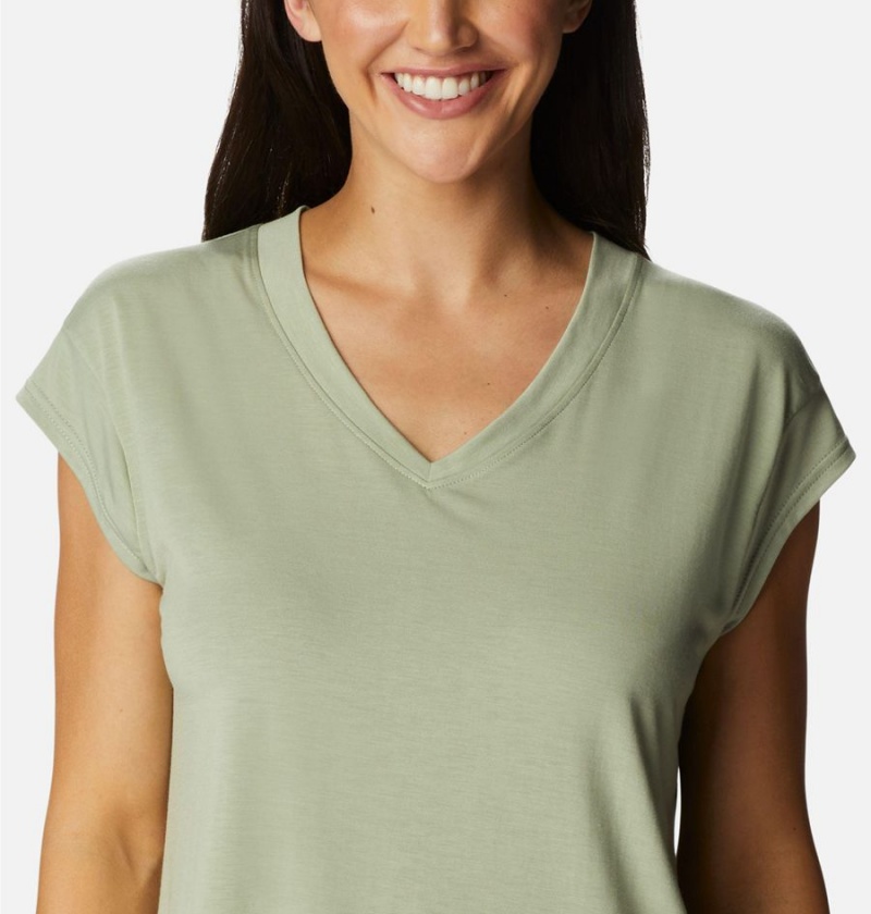 Green Columbia Boundless Beauty Women's T-Shirt | 38701EQXB