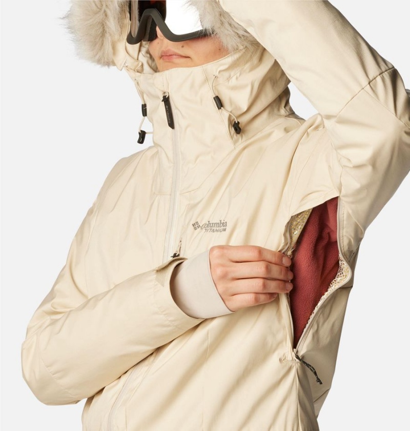 Khaki Columbia Mount Bindo III Insulated Women's Puffer Jacket | 21085OEYF