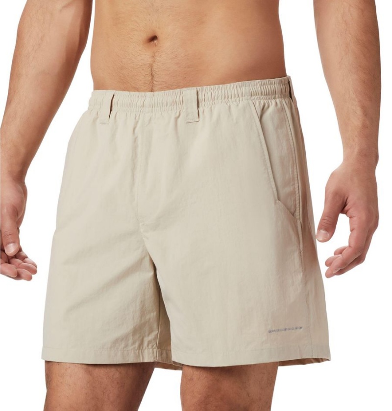 Khaki Columbia PFG Backcast III Water Men's Shorts | 25037RQYU