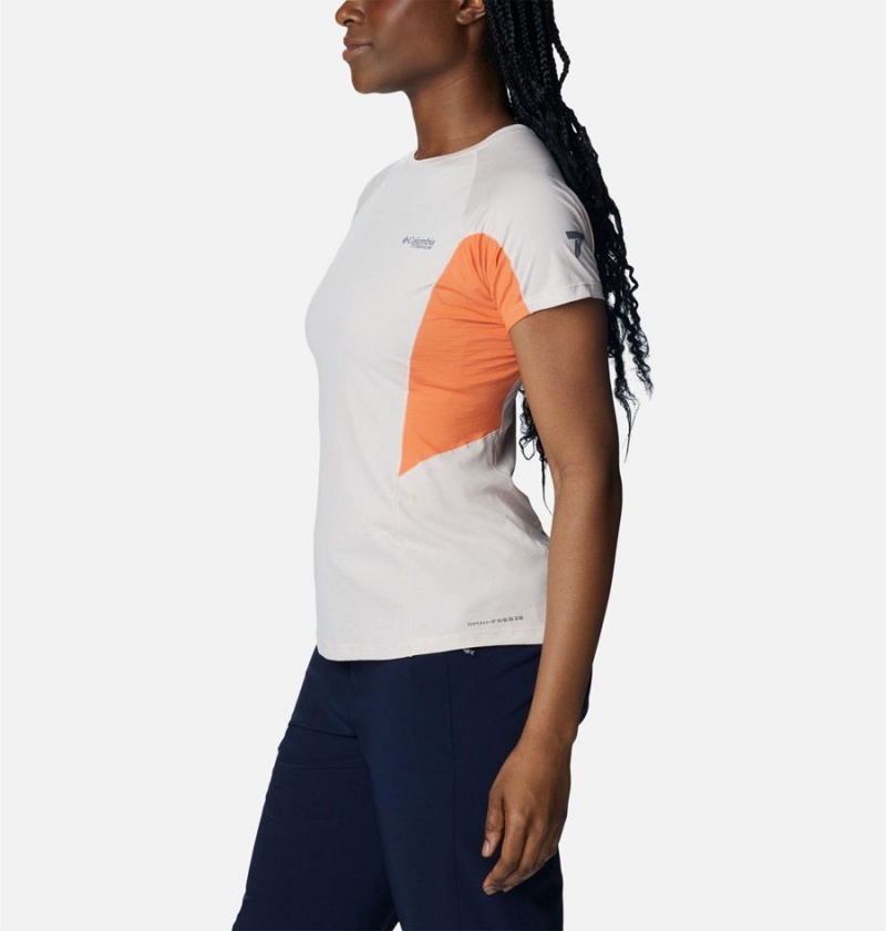 White Columbia Titan Pass Ice Short Sleeve Women's T-Shirt | 21074GIPV