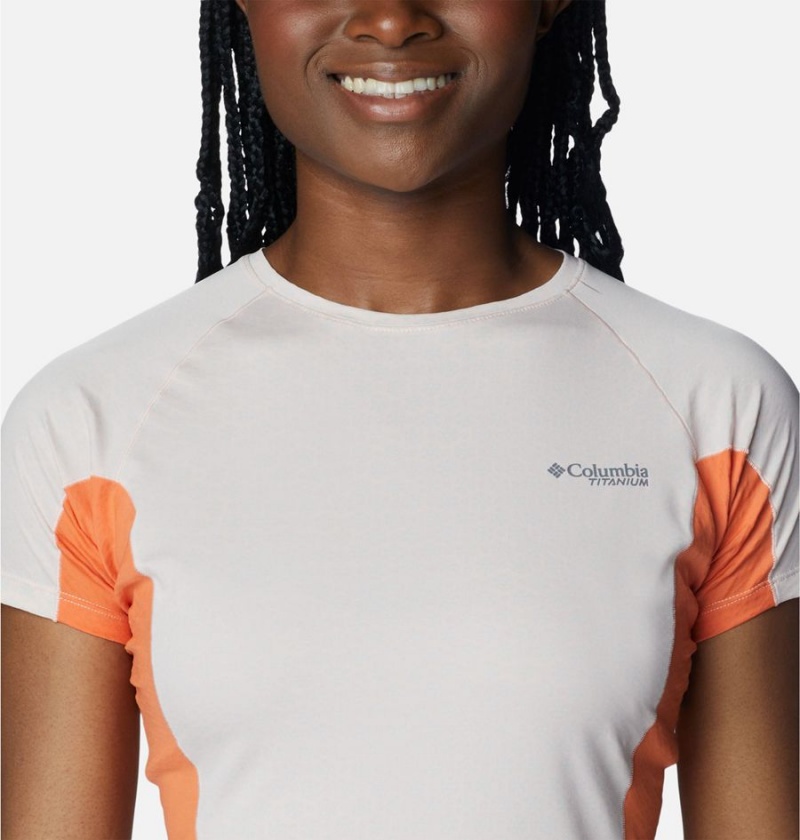 White Columbia Titan Pass Ice Short Sleeve Women's T-Shirt | 21074GIPV