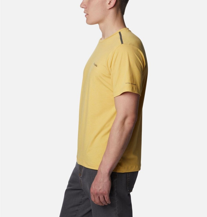 Yellow Columbia Tech Trail Crew Neck Men's T-Shirt | 14756JVCA