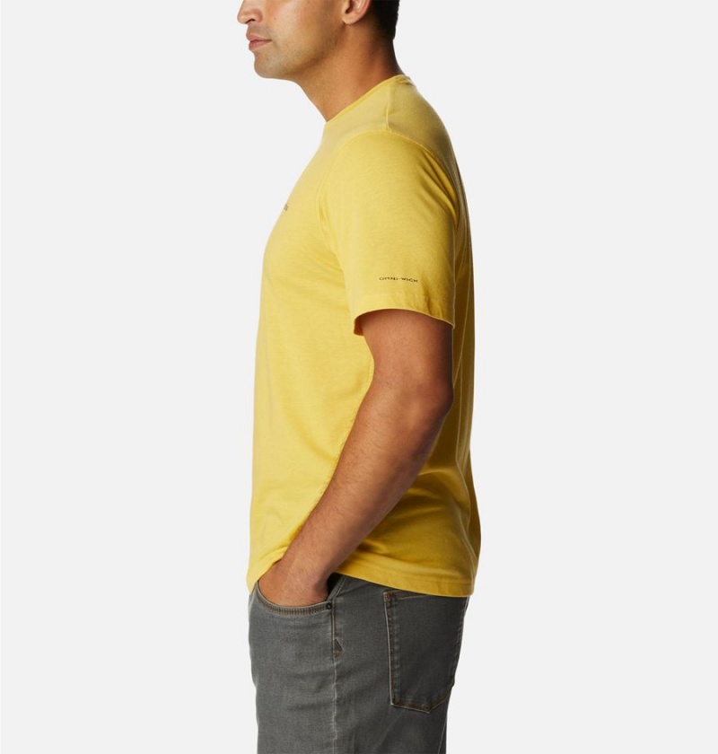 Yellow Columbia Thistletown Hills Short Sleeve Men's T-Shirt | 62431BWSJ